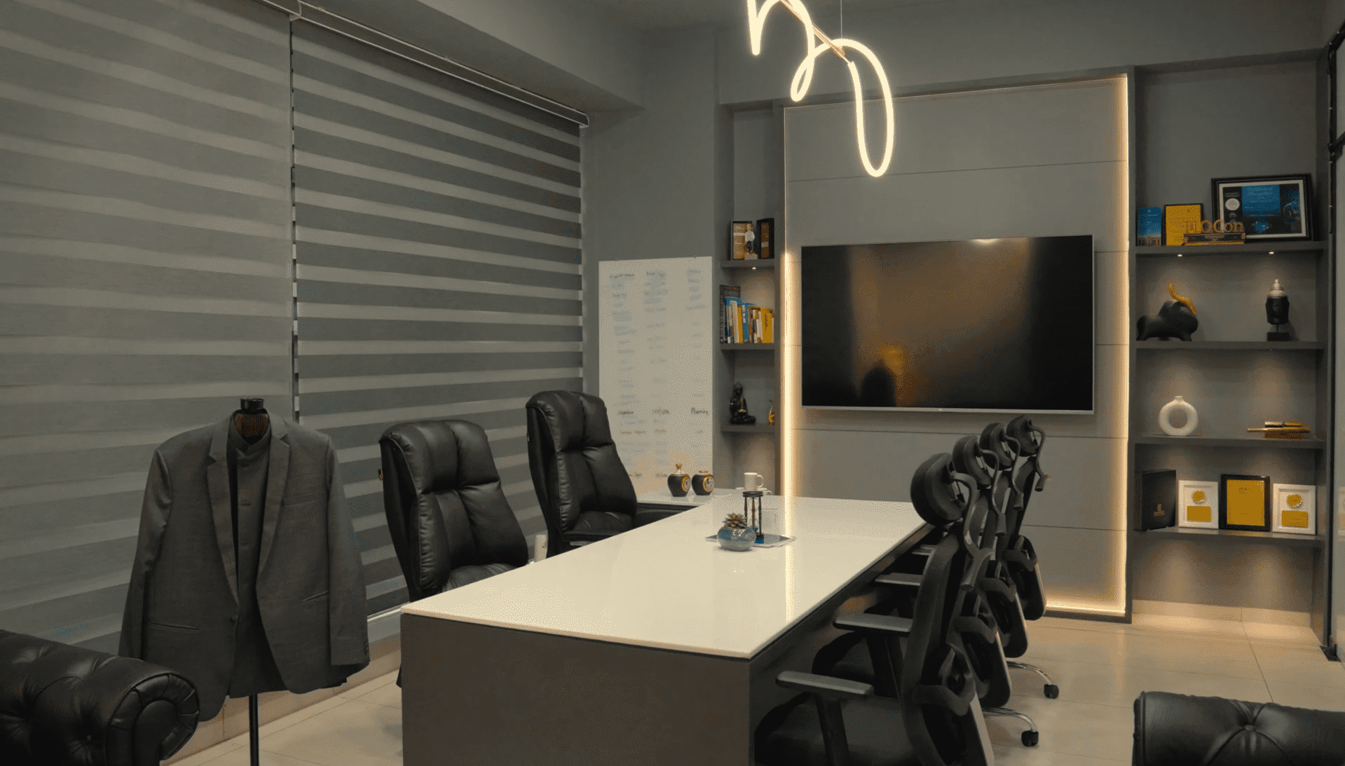 medigence-office-director-office-ahmedabad 1